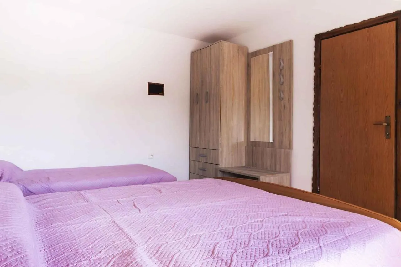Apartment Pula, Istria 3