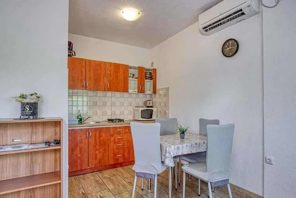 Apartment Pula, Istria 3