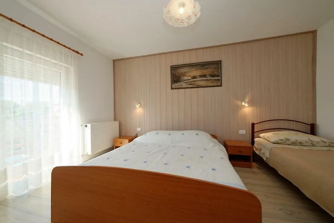 Apartment Pula, Istria 3